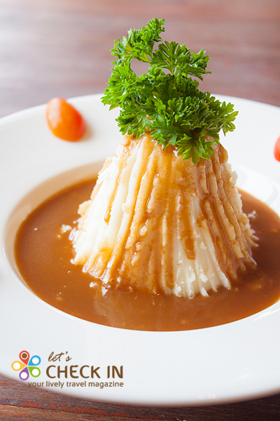 มันบดเนื้อเนียน ราดซอสเกรวี่รสกลมกล่อม