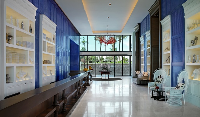 Lobby-01