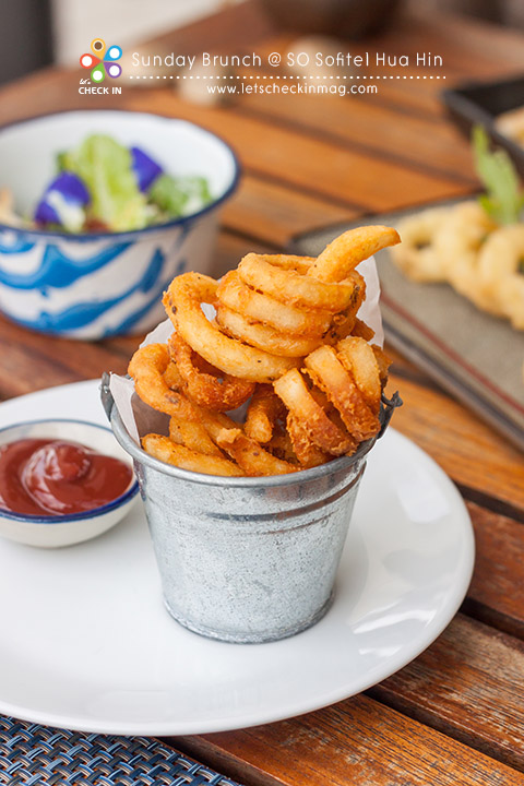 Twisted Spiced Fries เป็นเฟรนชฟรายเกลียวรสเผ็ดนิดๆ 